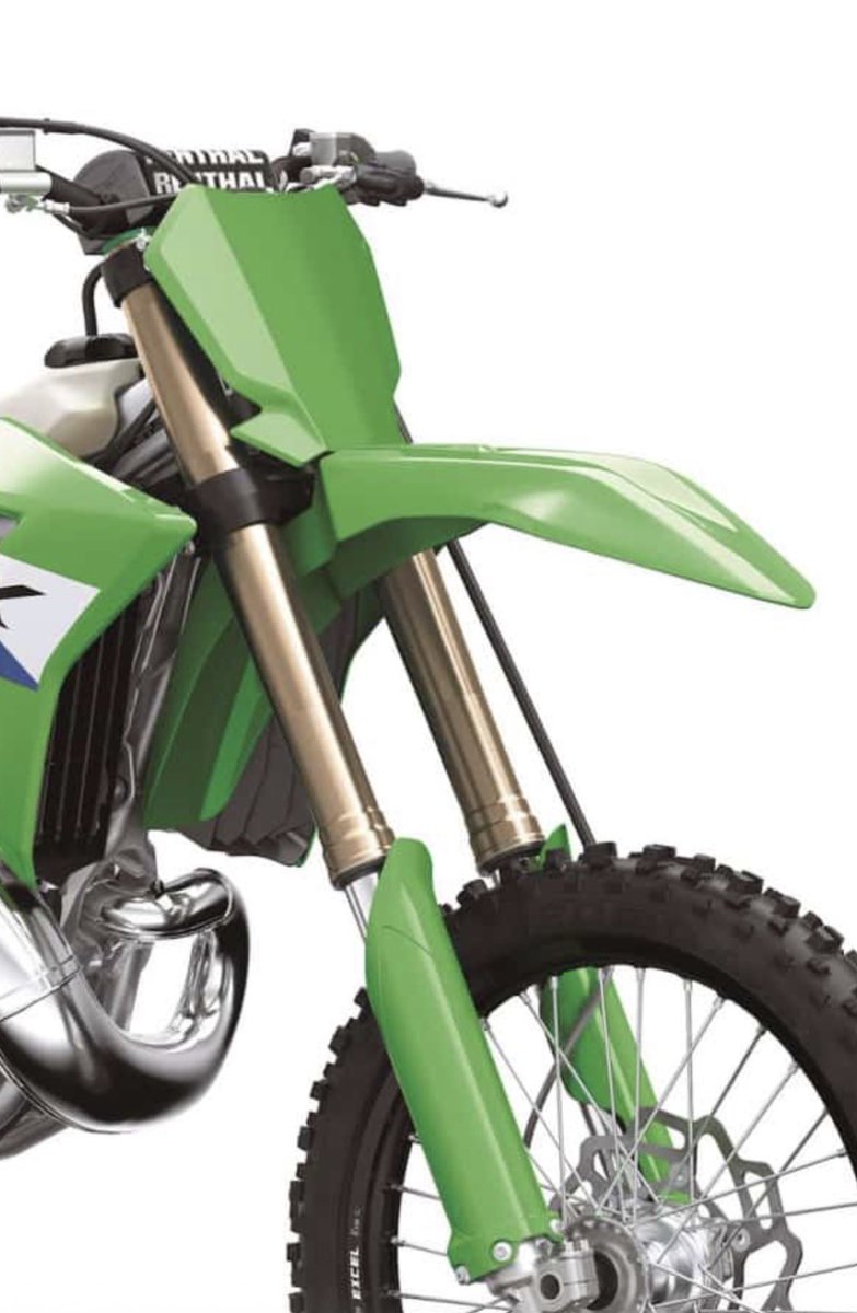 RodgersMX93's tweet photo. Im a big front fender guy. I have loved Kawi’s front fender look for a long time. This ain’t it… 😒 https://t.co/eBgb60Lcqa