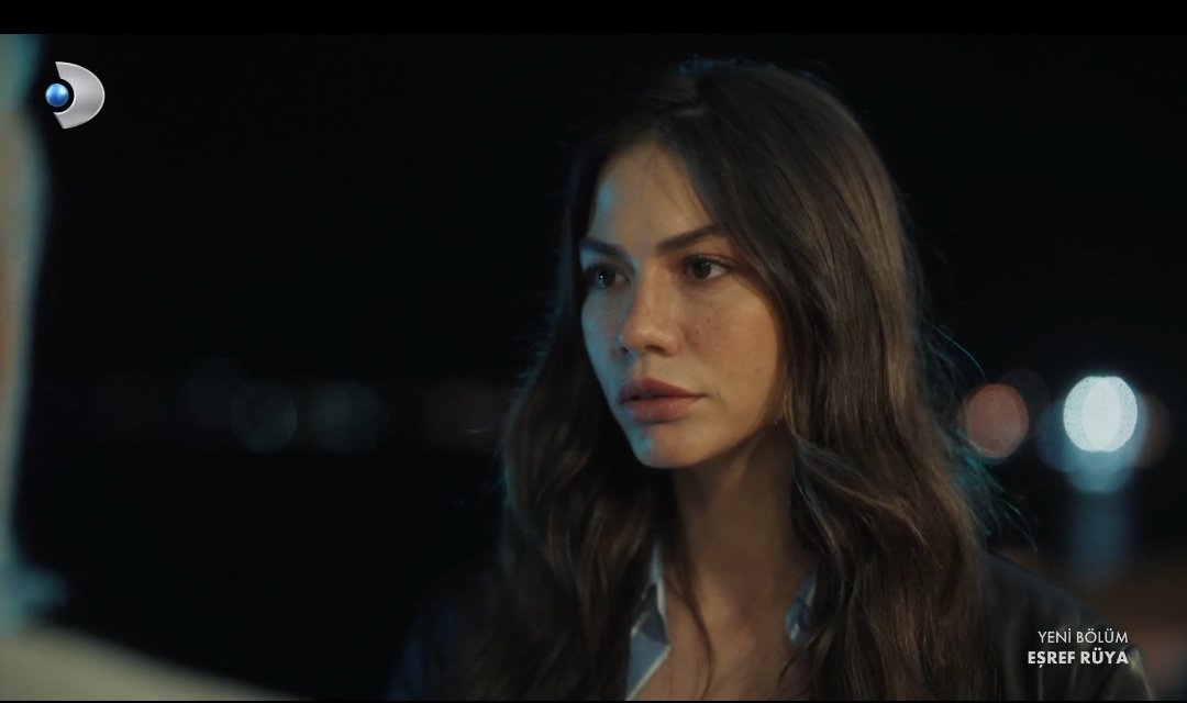 DeliGurdal4f's tweet photo. uğur yücel ve demet özdemir 
 baba ve kızı https://t.co/klWaVkudyl