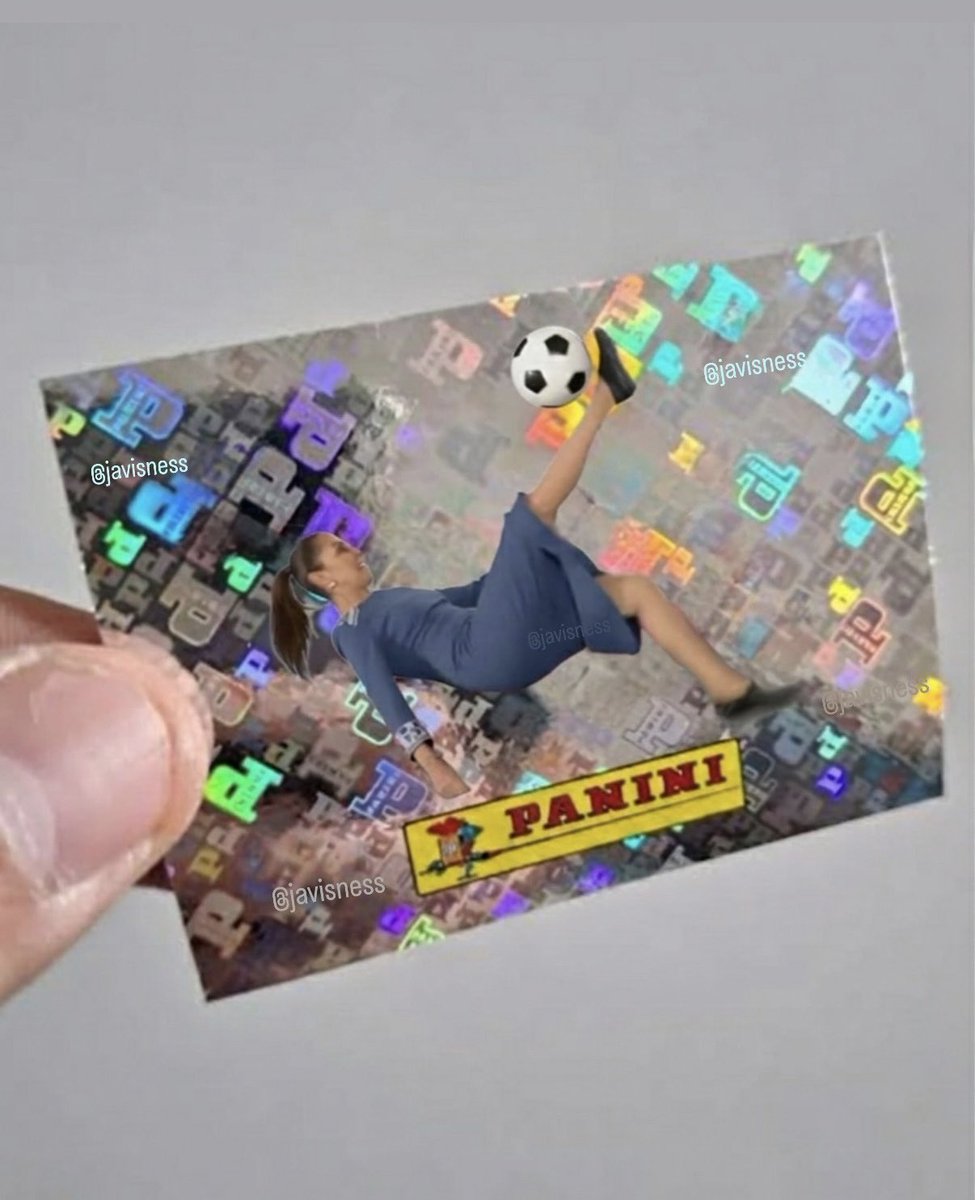 Javisness's tweet photo. Seas mamón , me salío la 00 
#Panini https://t.co/oRlCVcIEjs