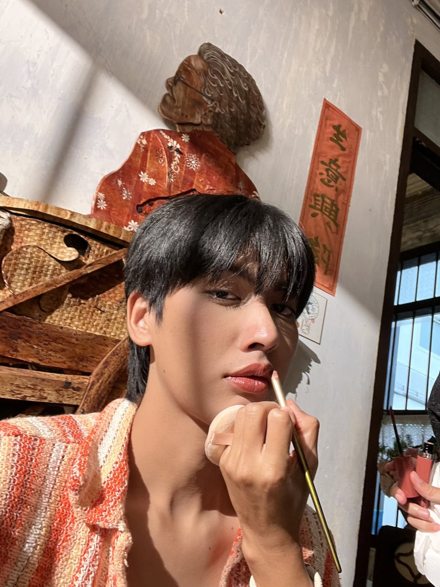 nitijumpp's tweet photo. If you haven’t watched Episode 6 yet, go check it out! 🎬  #OneYearEP6 https://t.co/BntbGBevwE