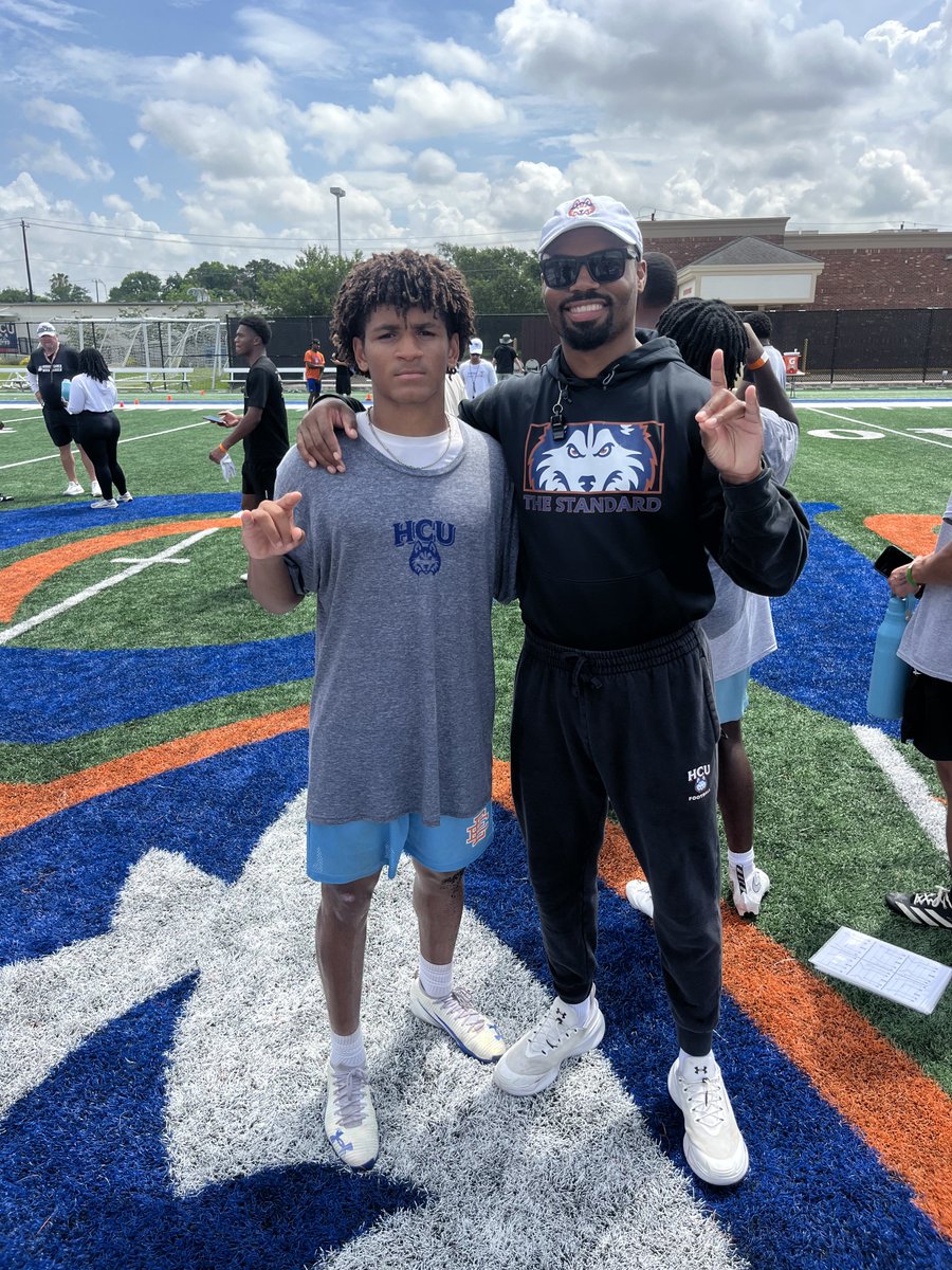 tavenao4's tweet photo. Another great camp today @HCUFootball. Had a lot of fun out there competing and got a lot of good coaching. @CoachDMcKinney @TeldrickM @Bryan_Hornsby @CoachBurton1 @coachBilliott @CoachGayhart @CoachAWin_ @Coach_Mitch2 @TheLabCypE @CyCreekBooster @CyCreekAthletic @jkcoachc94 https://t.co/fLvj2kTbWI