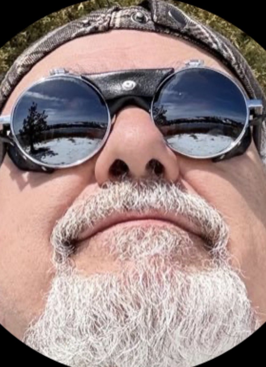 jefe_larson's tweet photo. @AFalkenhau27784 @MaryHarir Are your nose hairs part of your mustache? https://t.co/IlyTOT5KJr