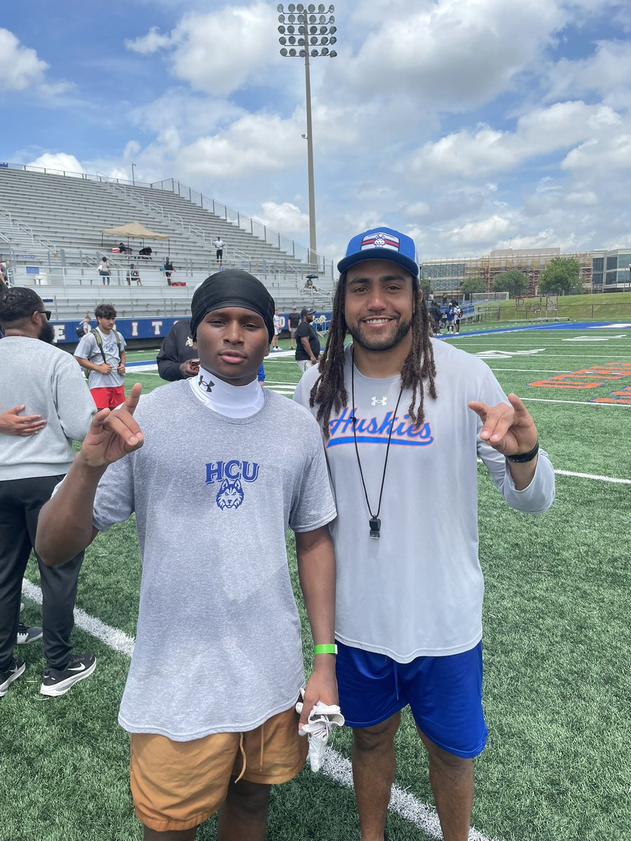 Keyunbenn's tweet photo. Had a great time at the @HCUFootball Camp thank you @CoachFujiwara and @CoachKSigler for the work Today looking Forward to being back on campus !! @justin3kay @Coach_Swensen @Coach_Cotton713 @ROADS2GREATNESS https://t.co/8MCT7RiEXN