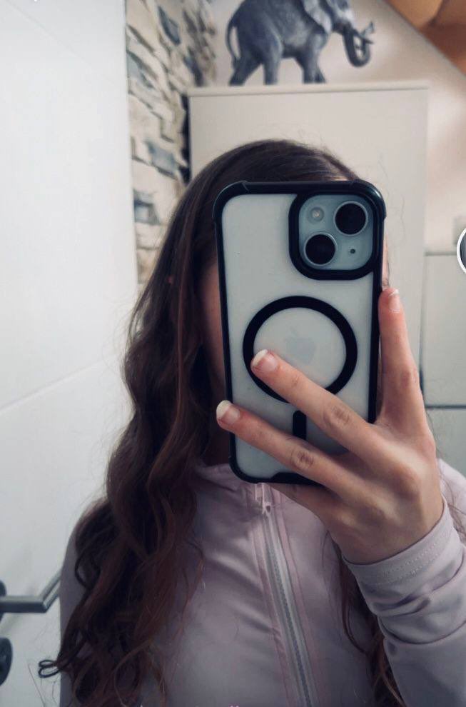 Alicya tweet media