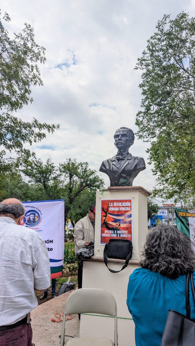 EugenioMtnez's tweet photo. Celebran 95 cumpleaños del General de Ejército Raúl Castro Ruz en Zacatecas, México
#CubaNoEstáSola 

#95Raúl #RaúlEsRaúl https://t.co/XSGKvAUF2s