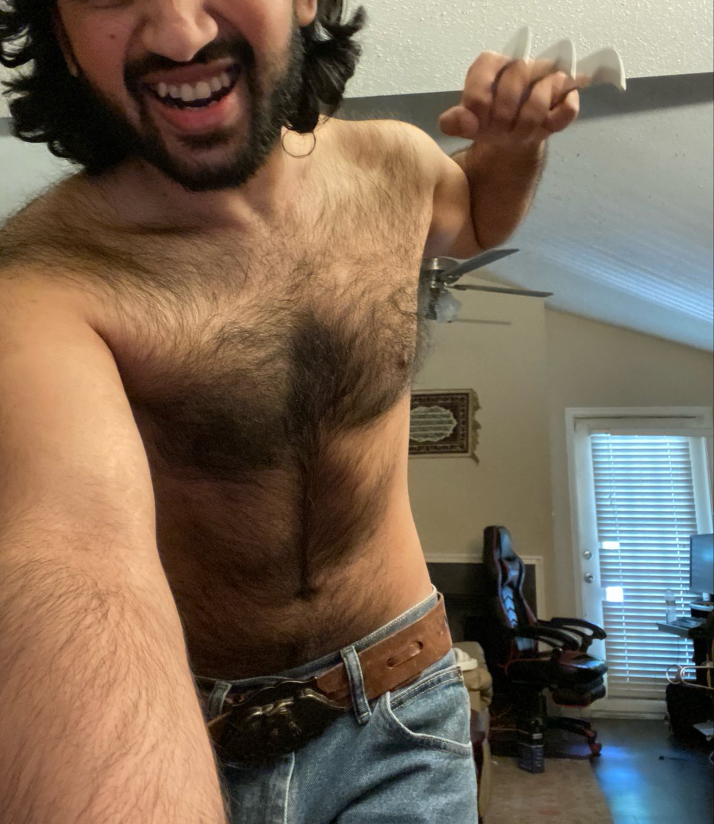 DXDdragon2's tweet photo. Wolverine https://t.co/Qf5G20kjsH