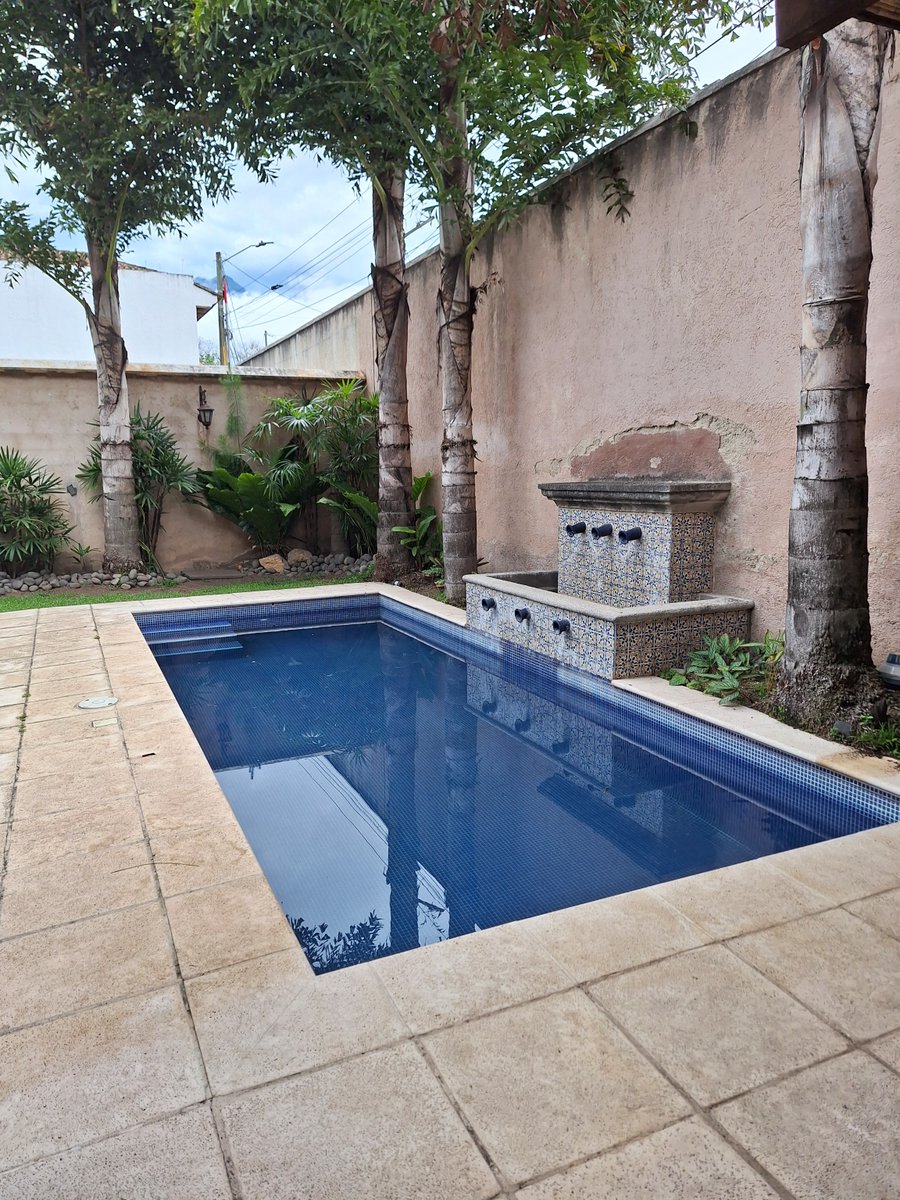 senabed's tweet photo. CASA EN RENTA
Lote 5 Urbanización Residenciales Doña Beatriz, Municipio de Antigua Guatemala.

La Casa se encontrará disponible para arrendar desde julio del 2026.

Precio de renta Mensual: Q13,560.75 + Mantenimiento Mensual Q550.00.
Información: 5312-9934 y 5312-8800 https://t.co/4Ceno9TStD
