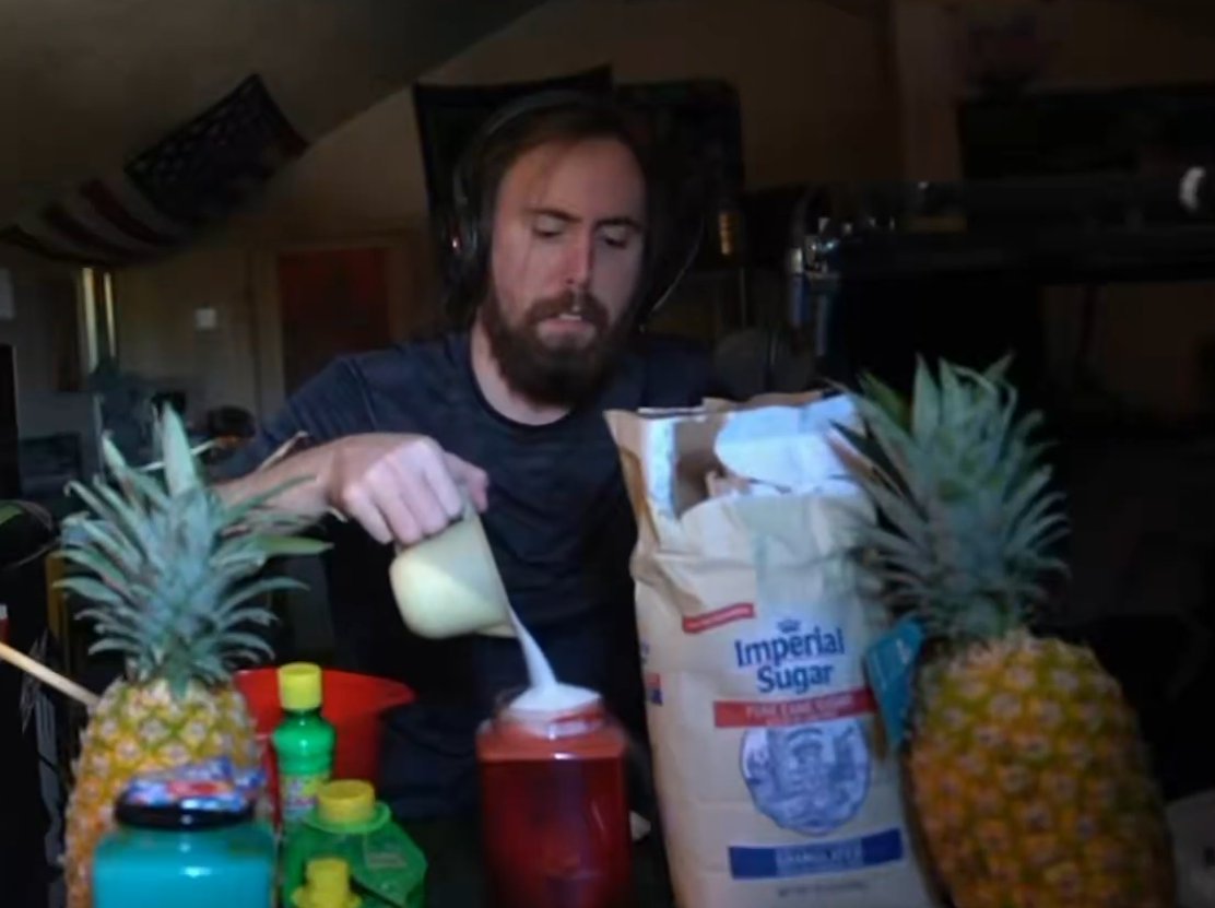 sourboys's tweet photo. Between Kool-Aid pineapples and the Crumbl Cookie dirty soda, the sugar-slop era has really begun, huh? https://t.co/w5AF3g4Wdz