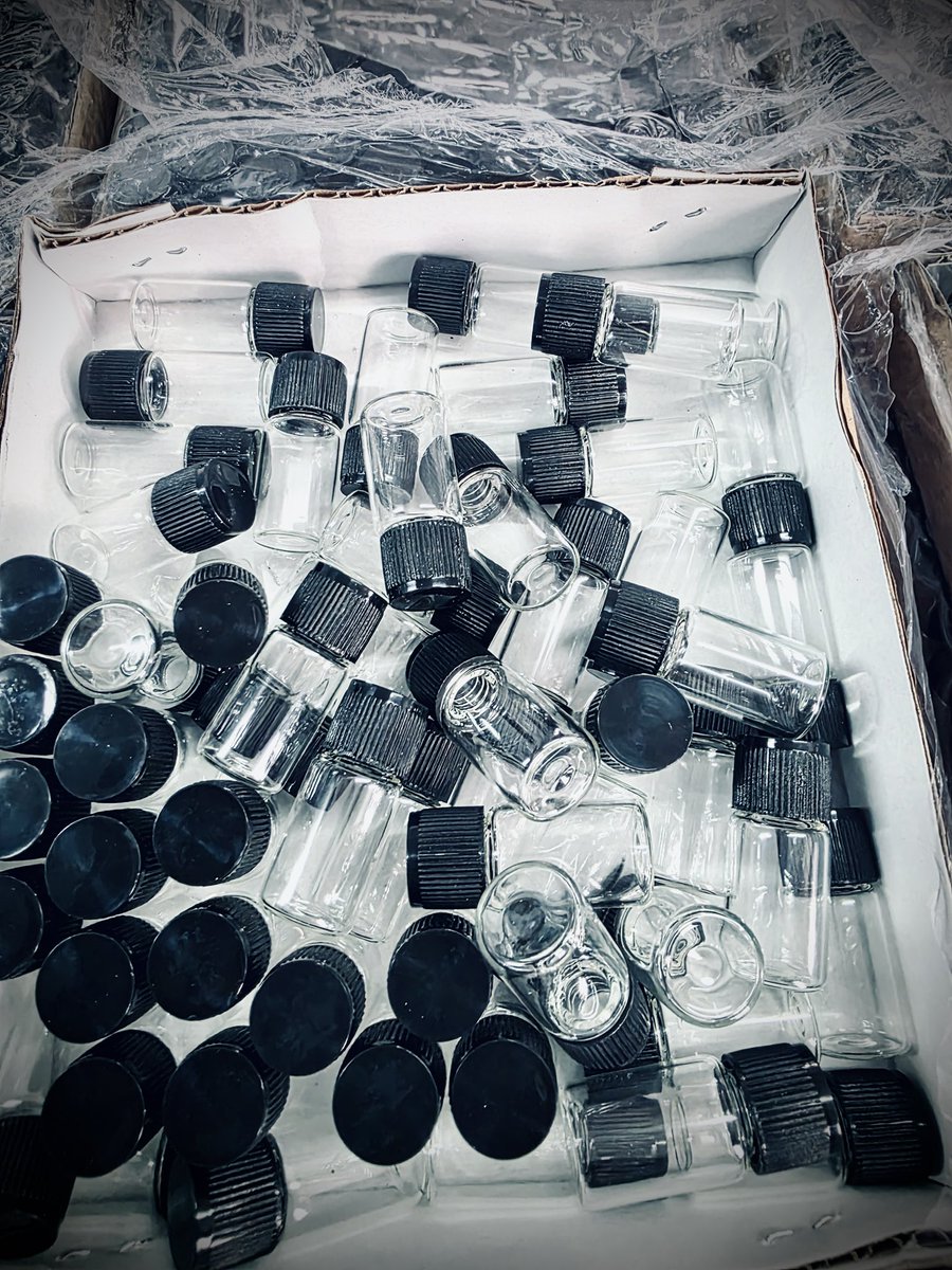 DasenThathiah's tweet photo. Police have arrested a foreign national and recovered over R440 000 in drugs and other items in an operation this evening.  

The Nigerian man was found in Lamontville, allegedly with cocaine. 

He is linked to drug dealing in that area, as well as Umlazi, Chatsworth and Umbilo. 

After he was interrogated, he led the team - consisting of the SAPS Economic Infrastructure Task Team, Provincial Drug and Firearm Unit, SAPS eThekwini District and Excellerate K9 Unit - to his flat in Umbilo. 

There, officers found crystal meth, drug manufacturing equipment and cash. 

The suspect’s passport and vehicle were also confiscated. 

He is due in court soon.

@eNCA