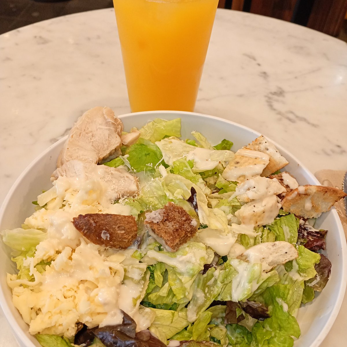 LEO15035153's tweet photo. Y bue toco almorzar😋 https://t.co/wBzRlpYUyb