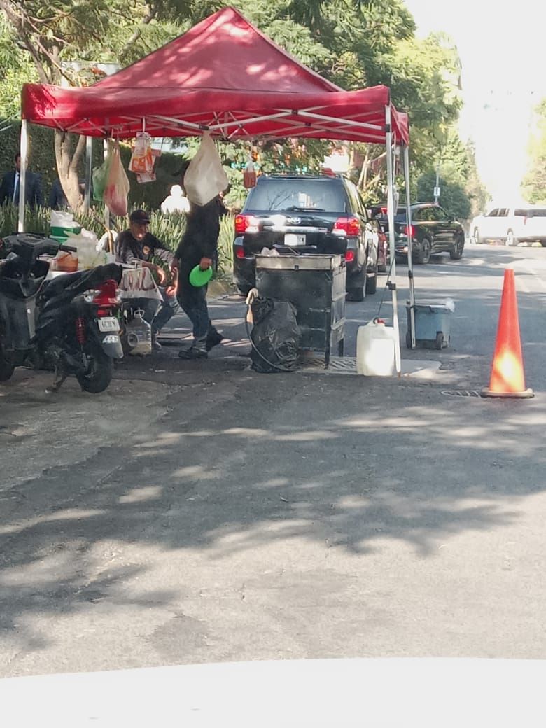 ComerUniPte's tweet photo. Gracias a @PteenMovCDMX por su apoyo a los comerciantes https://t.co/J6xUizJXnC