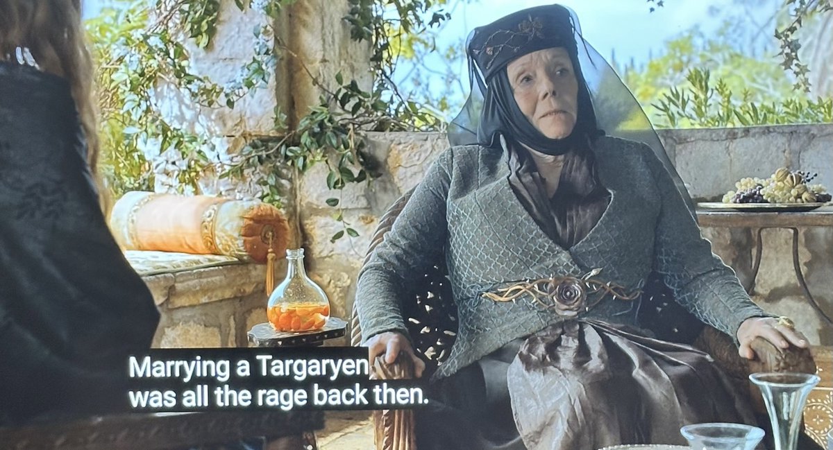 OmoAlade005's tweet photo. So who is this Targaryen that was suppose to marry Lady Olenna? https://t.co/s6ulRgCRYq
