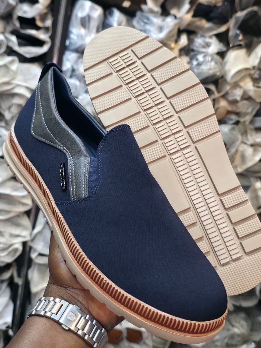 HauwaAliyu8703's tweet photo. Price 30,000

Location Kaduna delivery nationwide 

Call or WhatsApp 08035458703 https://t.co/MPDvL6J9fq