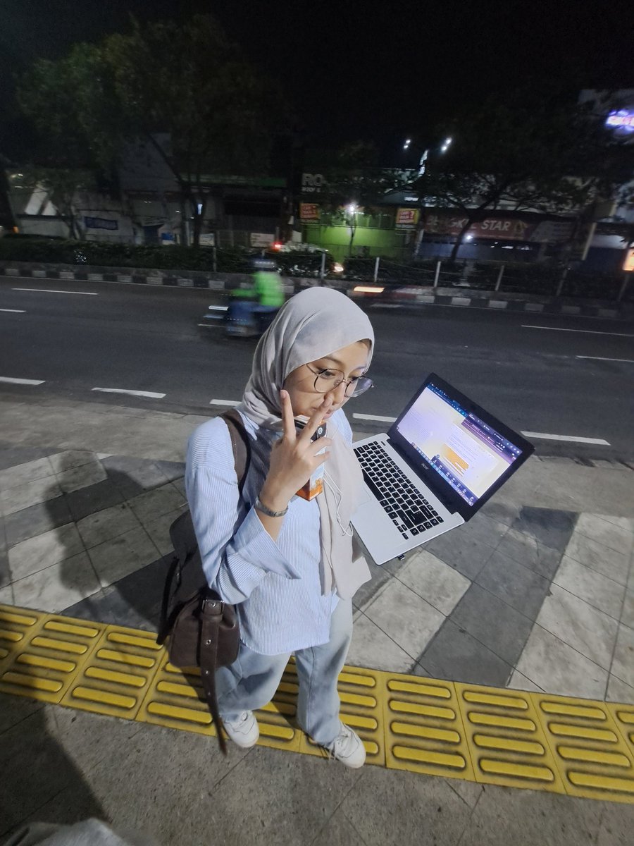 cattosies's tweet photo. @whereshewrote kak temenan ya? https://t.co/320nvkBrJ5