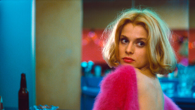 Omediach's tweet photo. Wenders sťahuje z obehu svoj film s nahou scénou 13-ročnej Nastassje Kinski https://t.co/MVZ9uH6O3J https://t.co/hmHseTR4sa