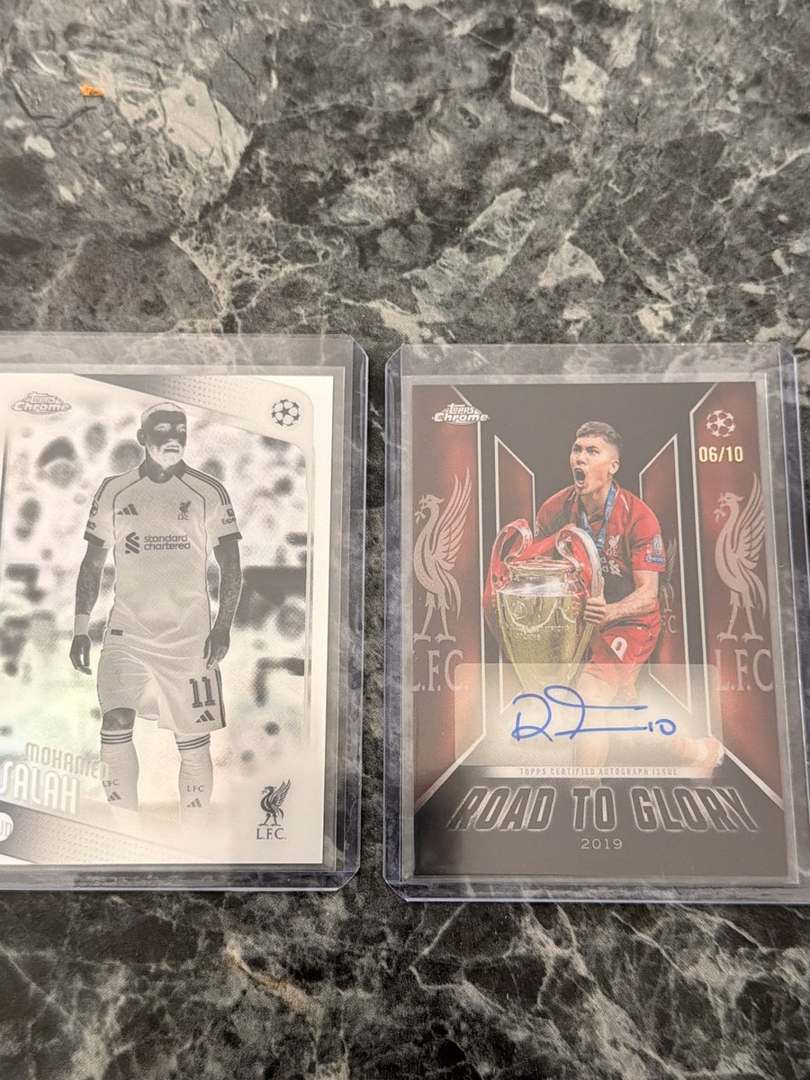 BMcCarthy04's tweet photo. @CardPurchaser These beauties were sent to me BY MISTAKE today 🤯 That Firmino is my literal chase card in this product but I did the right thing and told the breakers and sending it back to its rightful owners.  Karma 🫡 https://t.co/lv6V1XlXMZ