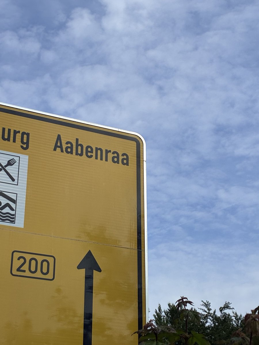 VariantenGra's tweet photo. Und es gibt auch das andere Extrem, (dänische) Orte mit vier <A>. https://t.co/8pM7B0VtY9