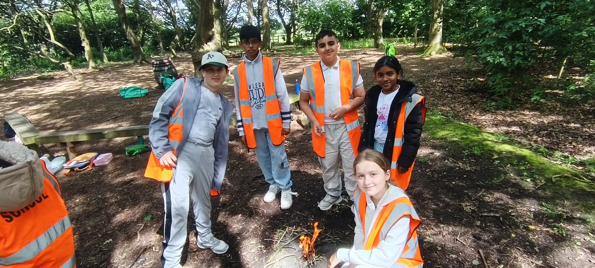 ElsleyPrimary's tweet photo. Year 6 learned about safely starting fires. https://t.co/jGzHhwayxG