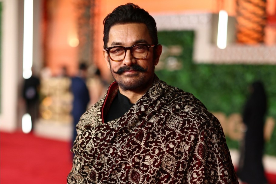 NewsAlgebraIND's tweet photo. BIG NEWS - Aamir Khan to marry for the third time on July 5. https://t.co/LqGqkryEul