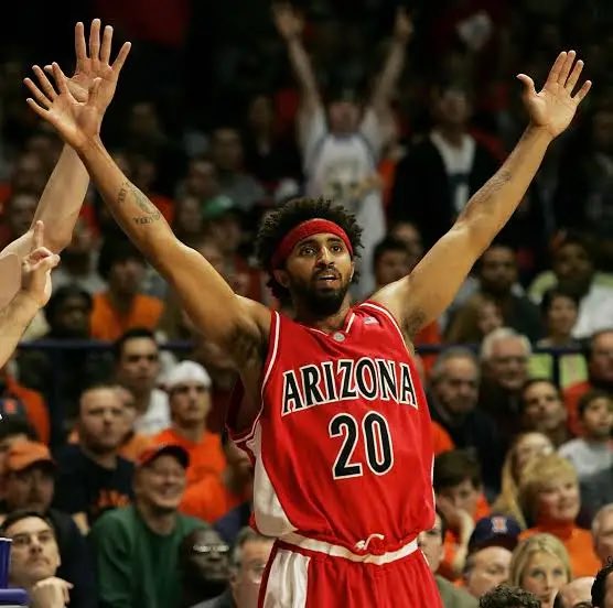 WCCSG_'s tweet photo. Does anyone else remember watching Salim Stoudamire ball out at Arizona? https://t.co/gITRO4xYRo