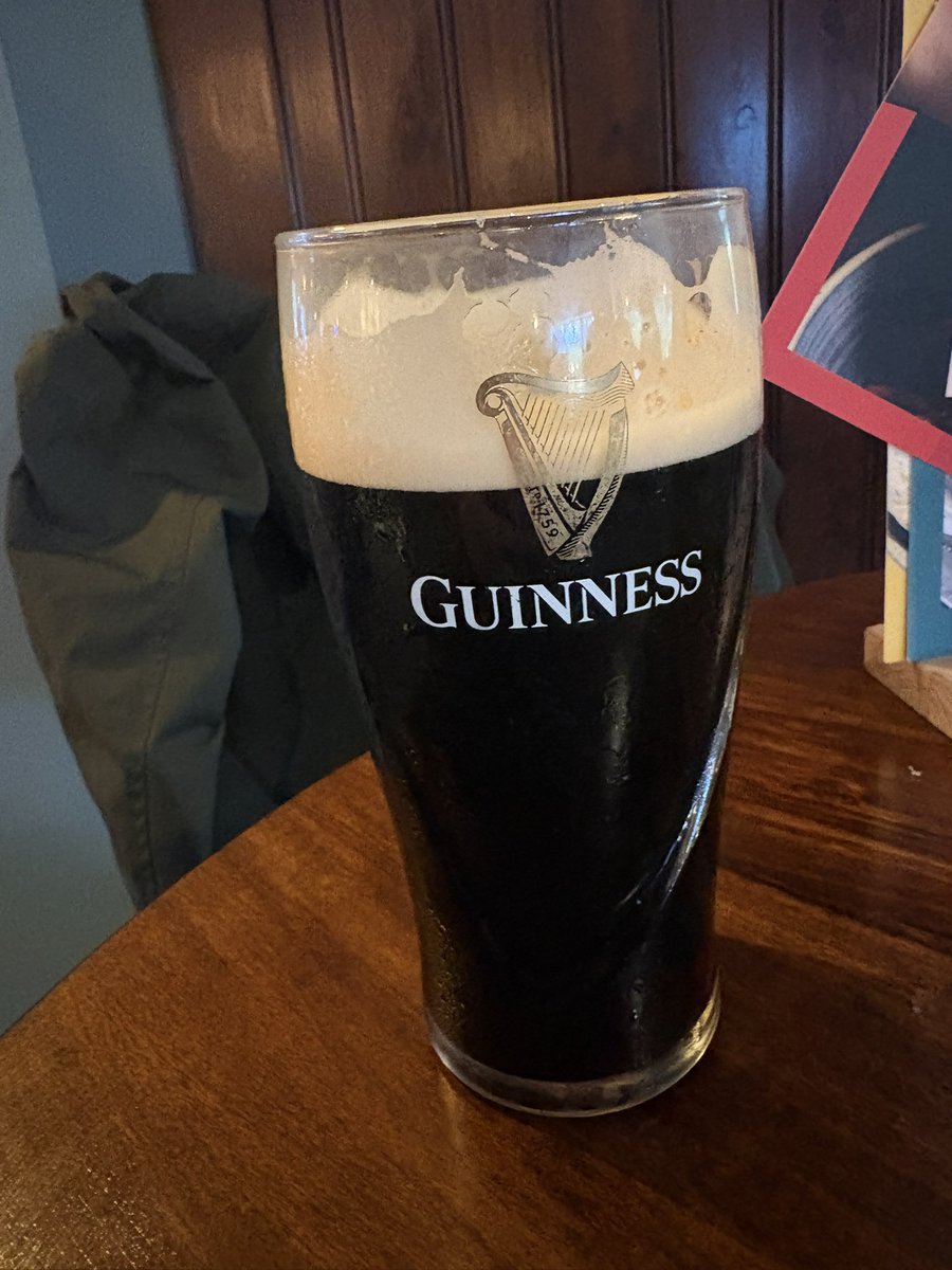 sarahspints's tweet photo. @RayWeir1878 🍻 https://t.co/FTXvk8Y9Xb