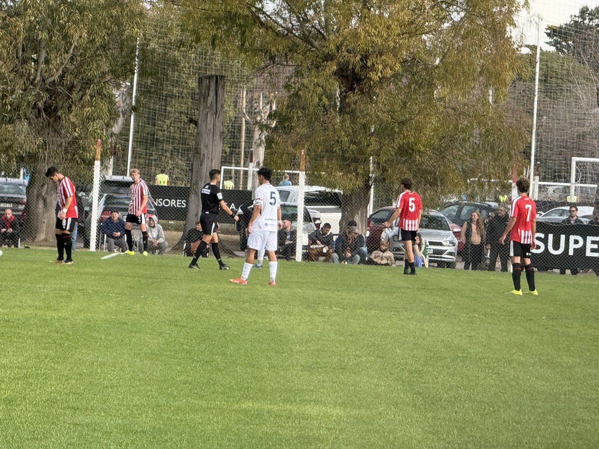TaloMontero01's tweet photo. #EDLP | 📋🇦🇹 Confirmado el XI inicial 🆚 Independiente Rivadavia 

Van der Tuin, Magdaleno, Pierani, Messina, Pereyra, Spalletta, Triana, Ipoutcha, Cornejo, Sagües Barreiro, Domínguez Ávila https://t.co/SUQXRhvyQo
