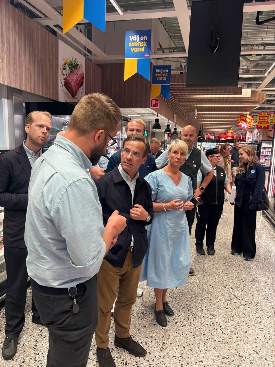 sopranos_ak's tweet photo. When the Prime Minister of Sweden 🇸🇪 gets a live demo of @Auki’s AI tools at a local supermarket, you know the future is already here.

The retail sector is one of the world’s largest employers, with people across many different roles where support tools can make a real difference.

Giving workers a personal AI assistant brings out the best in people and reduces moments of frustration and confusion.

What’s visible today is only a fraction of what $AUKI is building behind the scenes.

Just watch.