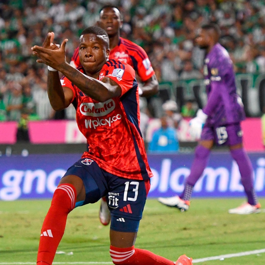DOGORBiG's tweet photo. En los últimos días @ABucaramanga acercó una oferta formal por una cesión del extremo Francisco Chaverra (26), la misma en el momento no es considerada ya que @DIM_Oficial pretende dejar salir a su jugador solo en condición de venta. Info con @jdcastrob https://t.co/VqzW5ZQ0yO