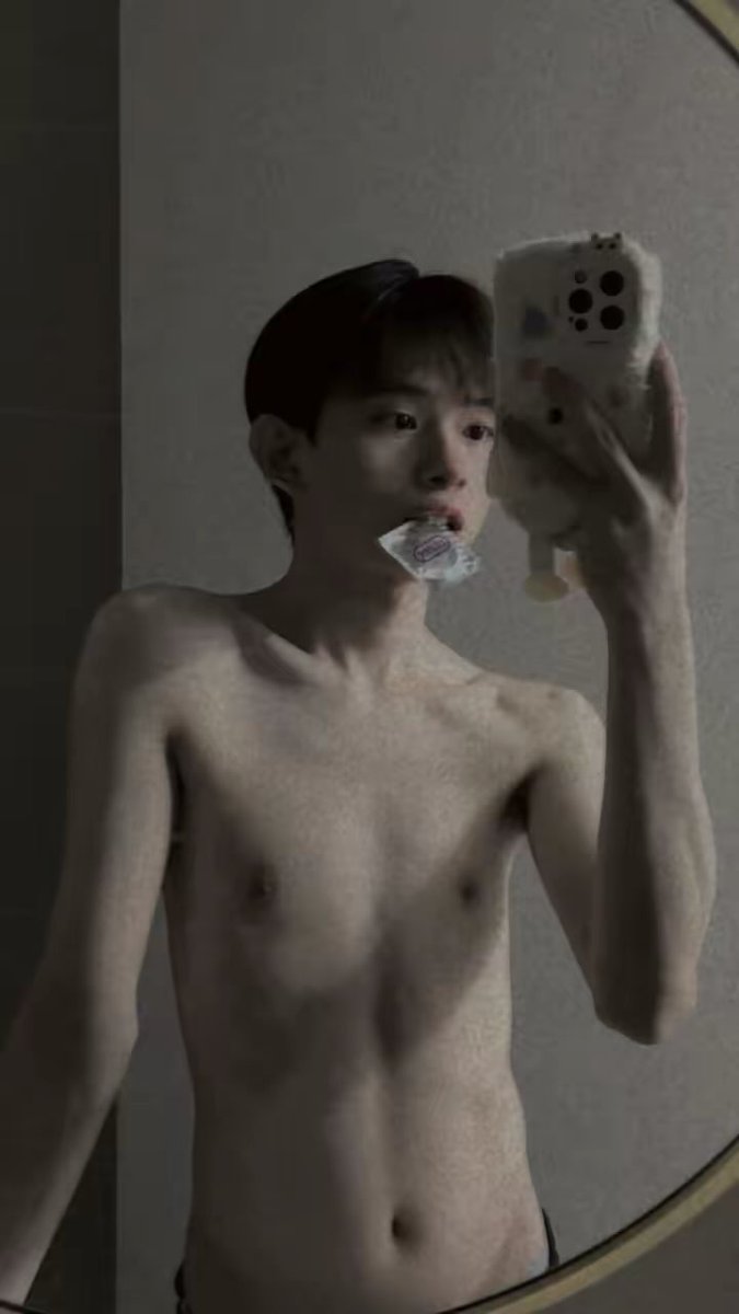 JHAU0923's tweet photo. 用用吗🥵 https://t.co/ZKBnP5FQw3