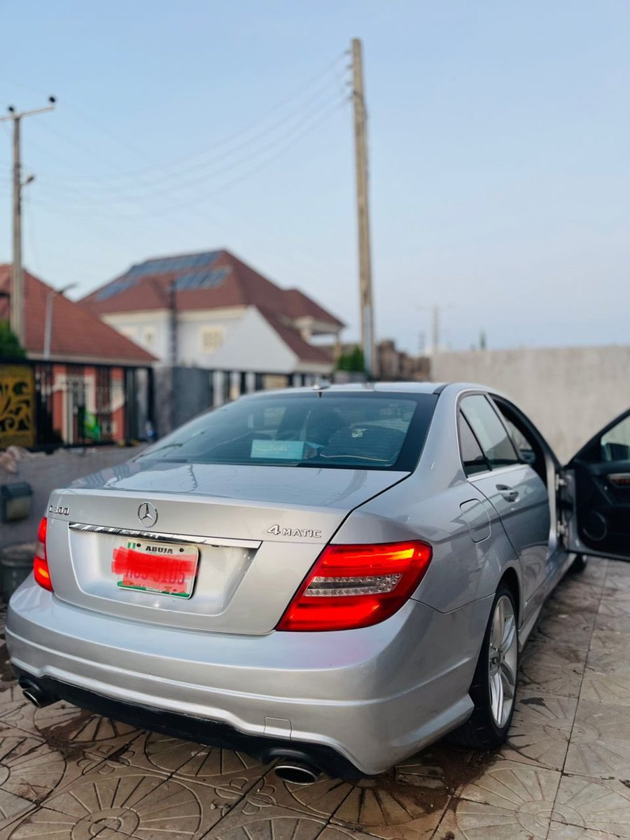 deetheautoboy's tweet photo. WHERE MY BENZ BOYS?🎈
PLS REWEET🙏🏿

2013 Extremely Clean Registered Mercedes-Benz C300 4matic in pristine condition going for 9.5m slightly negotiable, paid duty✅

📍 Abuja, owner’s house!

For more enquires, ☎️ 08125832003
@shvkurr_ @ABUJAPLUG
RCCG      #Abuja https://t.co/5xknf7S6YE