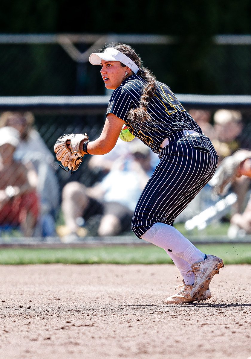 CSISoftball's tweet photo. Transfer D1 JUCO / SS , Middle Infield / 2 years of eligibility 

2x Region 18 Selection
.960 Fielding %
8 HR, 12 2B, 51 RBI 
.455 BA at 2026 Juco World Series 
NJCAA Academic All-American
2x Region 18 Champion

Head coach Nick Baumert (208)-308-4978 Anslie Yazzie 801-946-9648 https://t.co/POjPdKiLTY