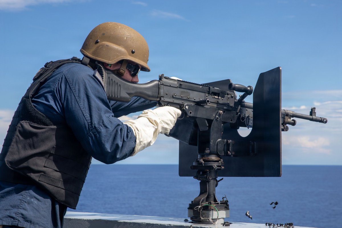 Southcom's tweet photo. A U.S. Sailor, assigned to the Iwo Jima Amphibious Ready Group, fires an M240B machine gun during a live-fire exercise aboard San Antonio-class amphibious transport dock USS Fort Lauderdale (LPD 28) while underway in the Caribbean Sea, April 25, 2026. https://t.co/OErCM54sgP