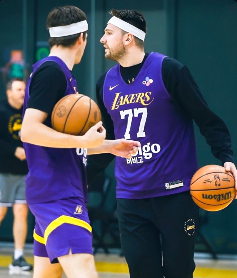 key_player15's tweet photo. Luka stealing Austin’s headband ☺️ https://t.co/7PxQi7ywcR