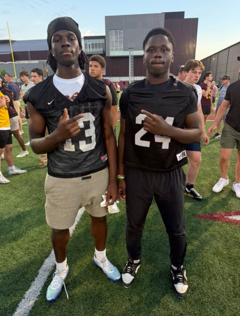 EdwardBenson0's tweet photo. Played cornerback and linebacker in the camp. (I can play anywhere!!) also I met a LOT of new people! (Didn’t have anyone to record

6’3ft 215lbs DB/SAF/LB/ATH
4.7 40 yard dash
9’5 broad 
84 inch /7 foot wingspan 
36 inches and 3/4 arms 
@_CharlieNesbitt @marianosori_ @OJW_Scouting @Coach_Fleck @GopherFootball @Coach_DCollins