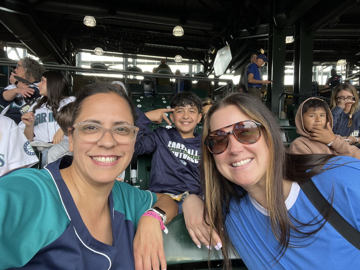 lharpper's tweet photo. At the @Mariners #game @TMobilePark https://t.co/VnoPUQSMTv