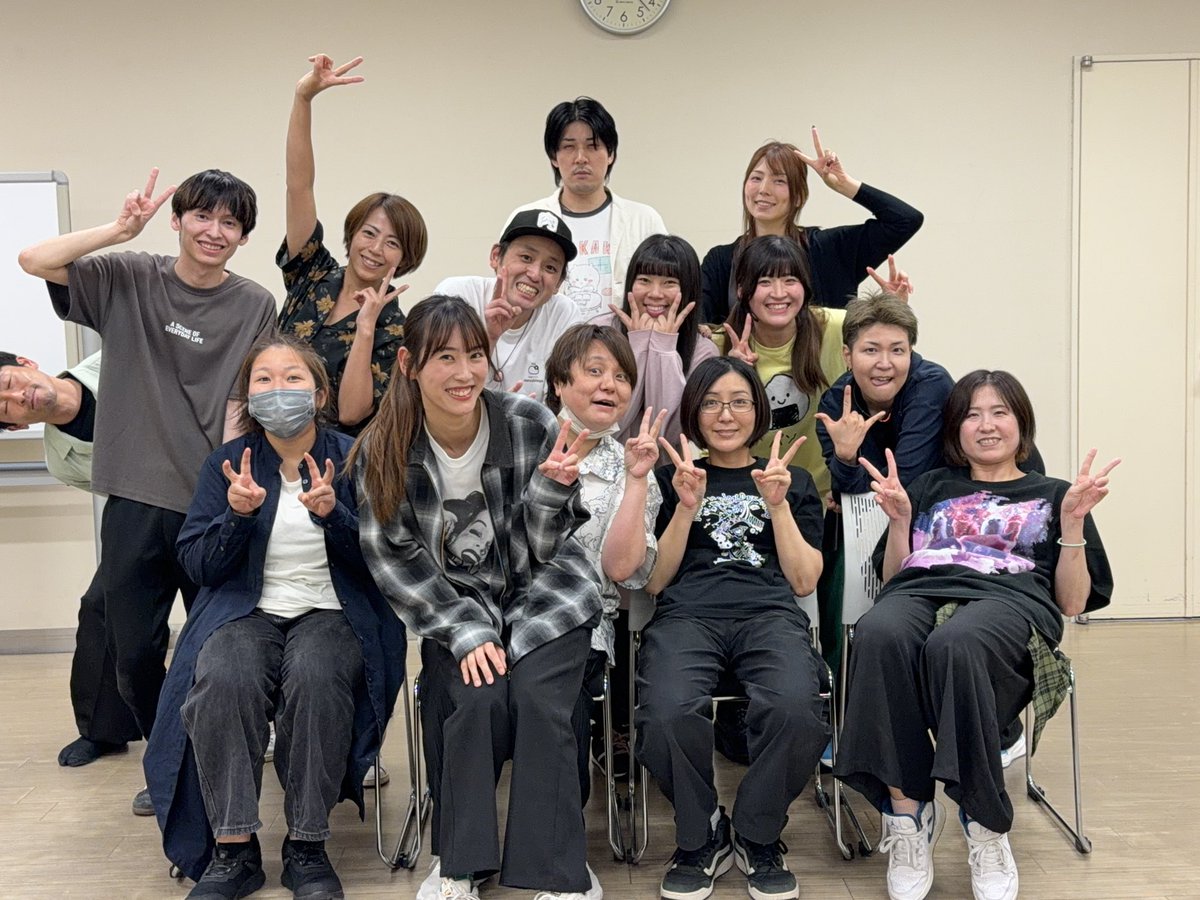 hitomis1127's tweet photo. 今回 初めて濃厚な絡みを見せれる【まなん】こと、臼木麻菜実ちゃん🫶🏻️💞

#フルライ で共演した時は ひょうひょうした まなんを 🔪ブスっとやっちゃう役でしたが今回は どんな絡みをするのかな😊🎶
素敵な まなん にも乞うご期待✨️✨️✨️

📣そしてみなさーーーん
【早期予約特典】の【おまけ付き】は
6/4の本日までですよん😘❣️

⚠️事前決済の予約のみです‼️
・特典付き観劇チケット
・観劇チケット
を当日精算ではなく事前決済の方は
こちらのおまけ付きになるので
それが本日までなので 滑り込みでも
御予約した方が お得です🉐︎👍🏻 ̖́-

 #パイニン2026 #イチゲキ #カトレア

🎭劇団名 ICHIGEKI☆必殺
🧛‍♀️🥷公演名 「VANPIRE:NINJA」
🎪劇場名 中野スタジオあくとれ
📍劇場住所
東京都中野区中野2-11-2 サン中野マンションB1
🚉中野駅 南口より 徒歩3分

ひとみす扱いの予約フォーム🎫
https://t.co/gQDfY5LGAI

よろろろろろしくお願いします🙇‍♀️✨️✨️✨️