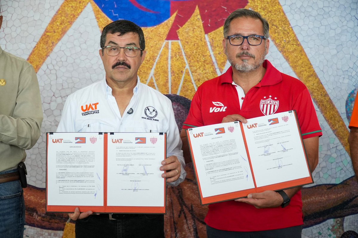 UAT_mx's tweet photo. El rector Dámaso Anaya Alvarado, presidió la firma del convenio que concreta la colaboración oficial deportiva entre el Club Correcaminos y el Necaxa de la Liga MX... 1/2 https://t.co/cVl8h0J8PQ