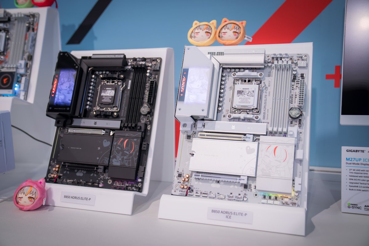 AorusOfficial's tweet photo. Taking aesthetics to the next level with our exclusive Ari PC Build!

This breathtaking setup seamlessly blends high performance with stunning custom craftsmanship. Every corner is a pure masterpiece. 🧡🧡

Which detail caught your eye first?🫵🫵

#COMPUTEX2026 #ENTERINFINITY https://t.co/vhOjUOoVfL