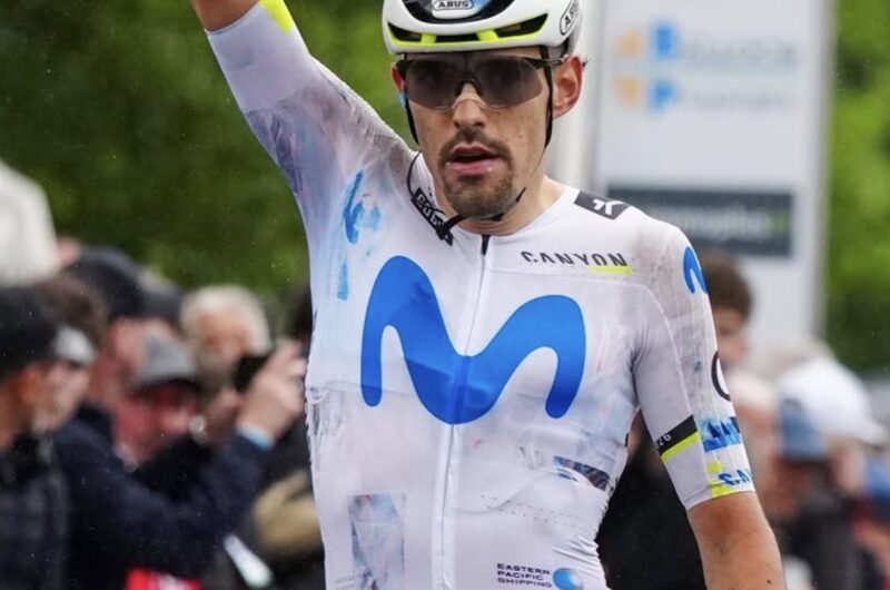ciclo21's tweet photo. #TourdeWallonie: Jon Barrenetxea sufrió una fractura de clavícula 

https://t.co/wer0OIQi3O https://t.co/B6pEwJ7Zo2