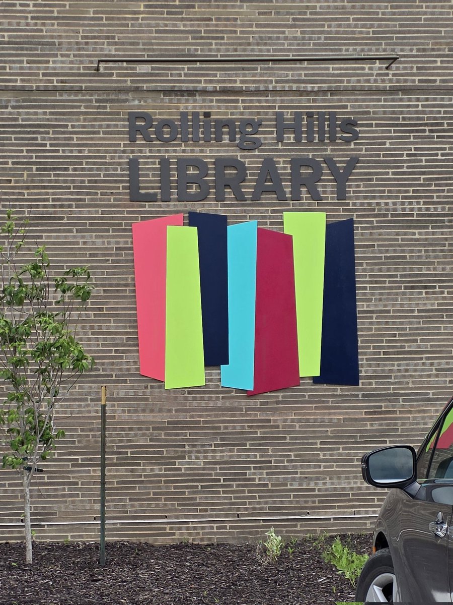Welch_WelchLaw's tweet photo. I met with a work comp client this morning at the new Rolling Hills library in St. Joseph. It is an awesome space. If you live or work in the area, stop by and check it out. #protectingtheinjured #makingcommunitiessafer #publiclibraries #reader #makingcommunitiessmarter https://t.co/Ui9rM2EF7A