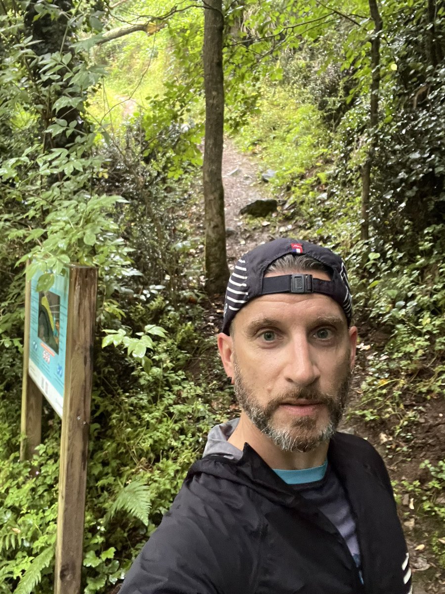 DaddyKLO's tweet photo. Séance de côtes pour aller chercher les 500 de D+ #WhyWeRun https://t.co/ClvvRfLhI2