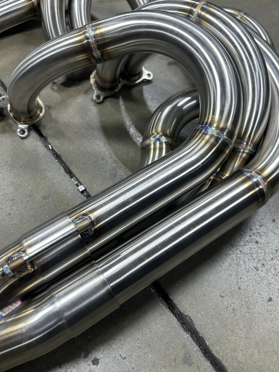 specialtyheader's tweet photo. Built for high-speed, high-performance teams 👊🏻

#specialtyheadersinc #racecarheaders #headersmatter #performance #elite https://t.co/8cWbp3ThrC