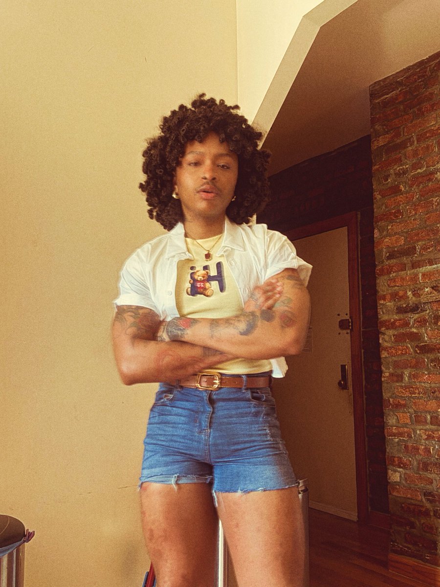 DaquaneCherry's tweet photo. Here comes the thighs little darling ! https://t.co/5UdDAbsQzi