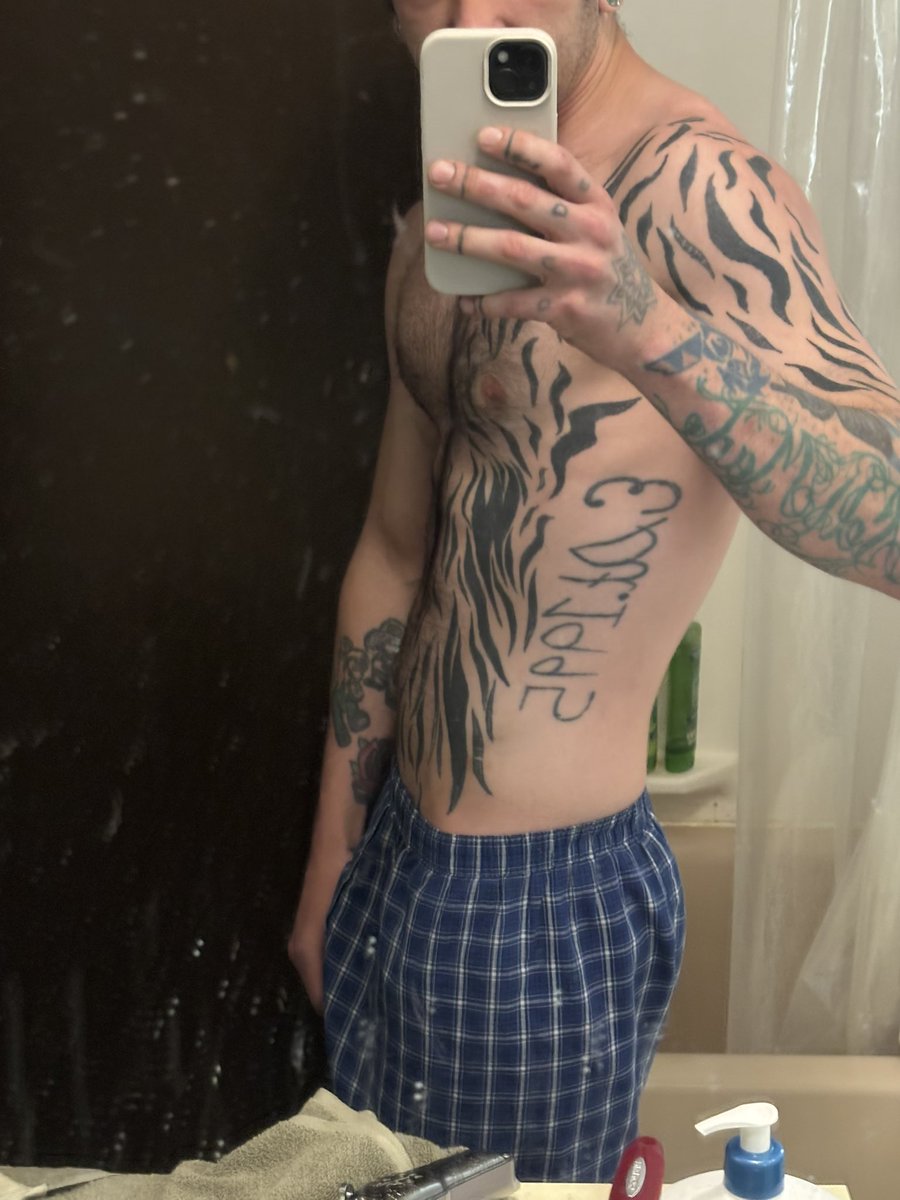 justafool666's tweet photo. Another week of pics I take to show only once https://t.co/JVCqVmgiYN