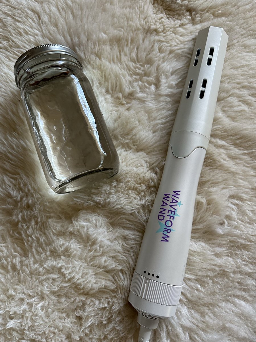 instinctgoddess's tweet photo. One of my favorite tools at the moment is the waveform wand from @LivingLibations I love drinking terahertz water but love the feeling of terahertzing my whole body twice a day 😍 I feel so zen afterward ☯️ https://t.co/DyFeP7X5Vr