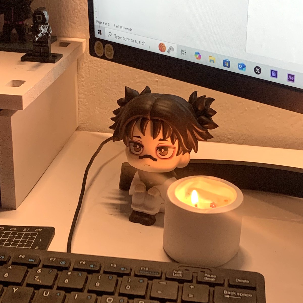 heesoonsky's tweet photo. freebies lilin dari Ju jihoon birthday cafe event waktu itu wanginya enak bangettt, kayak permen karet!!! https://t.co/fh9l9pl7Cl