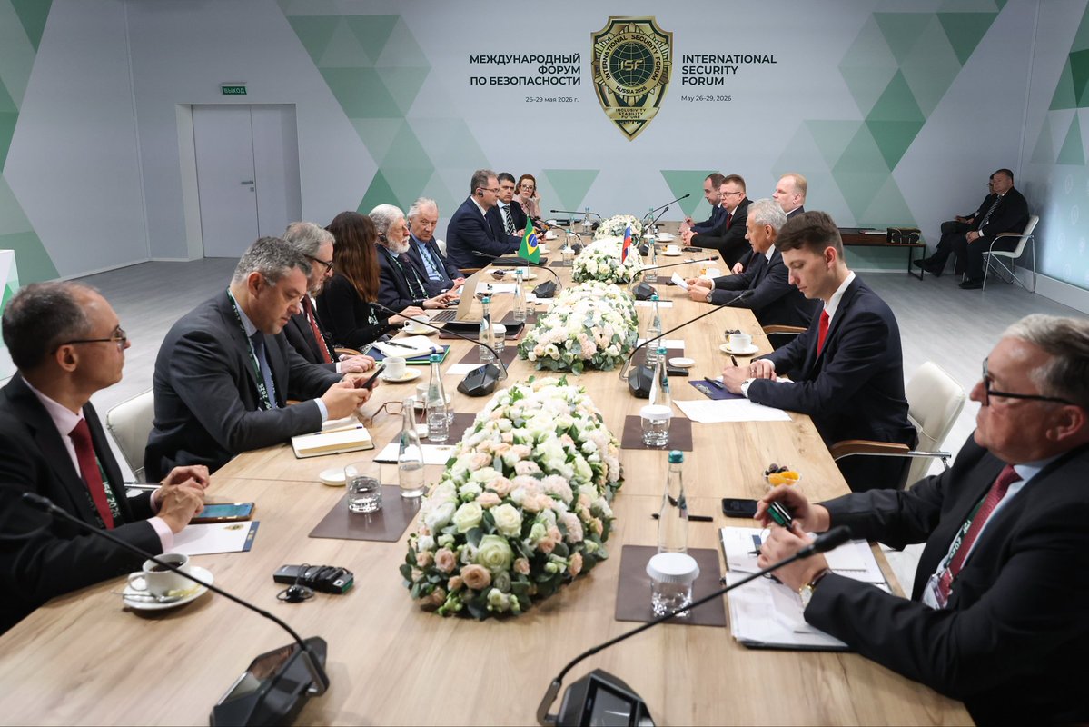 EmbaixadaRusPt's tweet photo. 🗓️ С 26 по 29 мая в Московской области прошел Международный форум по безопасности.

Площадка объединила представителей более 120 государств и международных организаций для обсуждения ключевых вызовов современности.

🔗 https://t.co/1slS8Dvd3a https://t.co/XJX8Jtu7qi