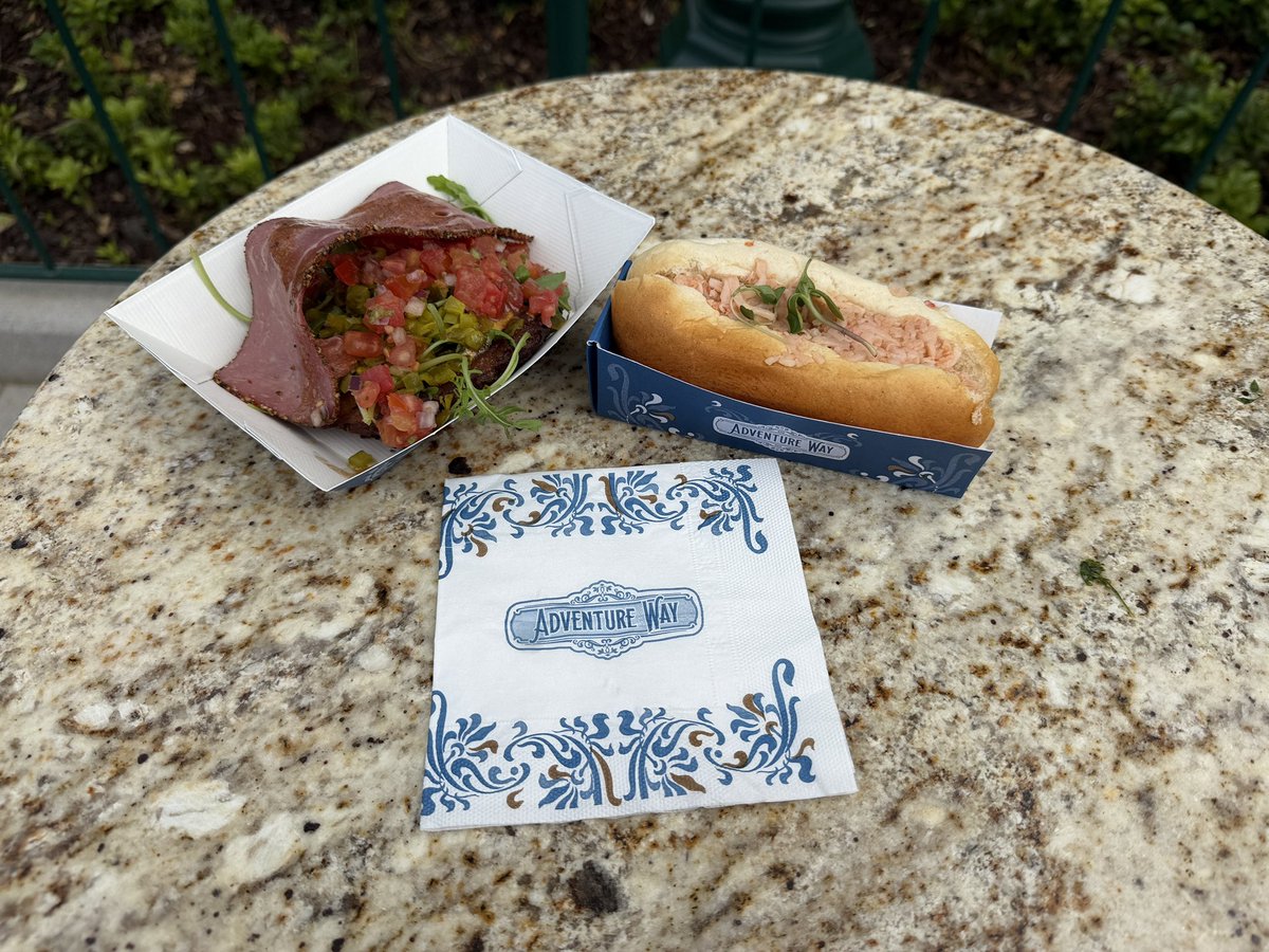 SoCal360's tweet photo. We also tried the new Lobster Roll ($16.82) and Pastrami Potato Pancake ($12.76) at Disney Adventure World.

The lobster mix with fish wasn’t good at all 👎 https://t.co/mQurVdsosn
