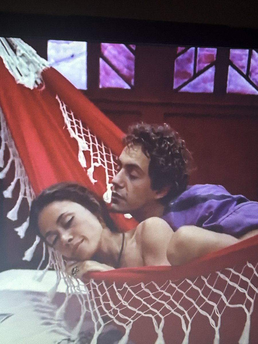 semcais's tweet photo. paulo jose e dina sfat em macunaima 1969 meus pais https://t.co/PiXBfblvdj
