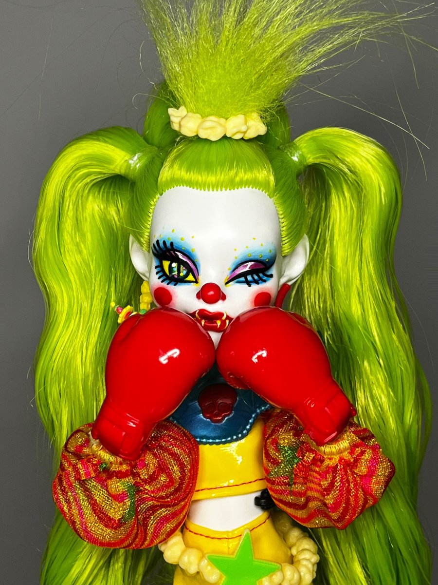 lagoolauraa's tweet photo. Say hi to winky Shorty 😉🤡🎪❤️ https://t.co/Tq49C9YTal